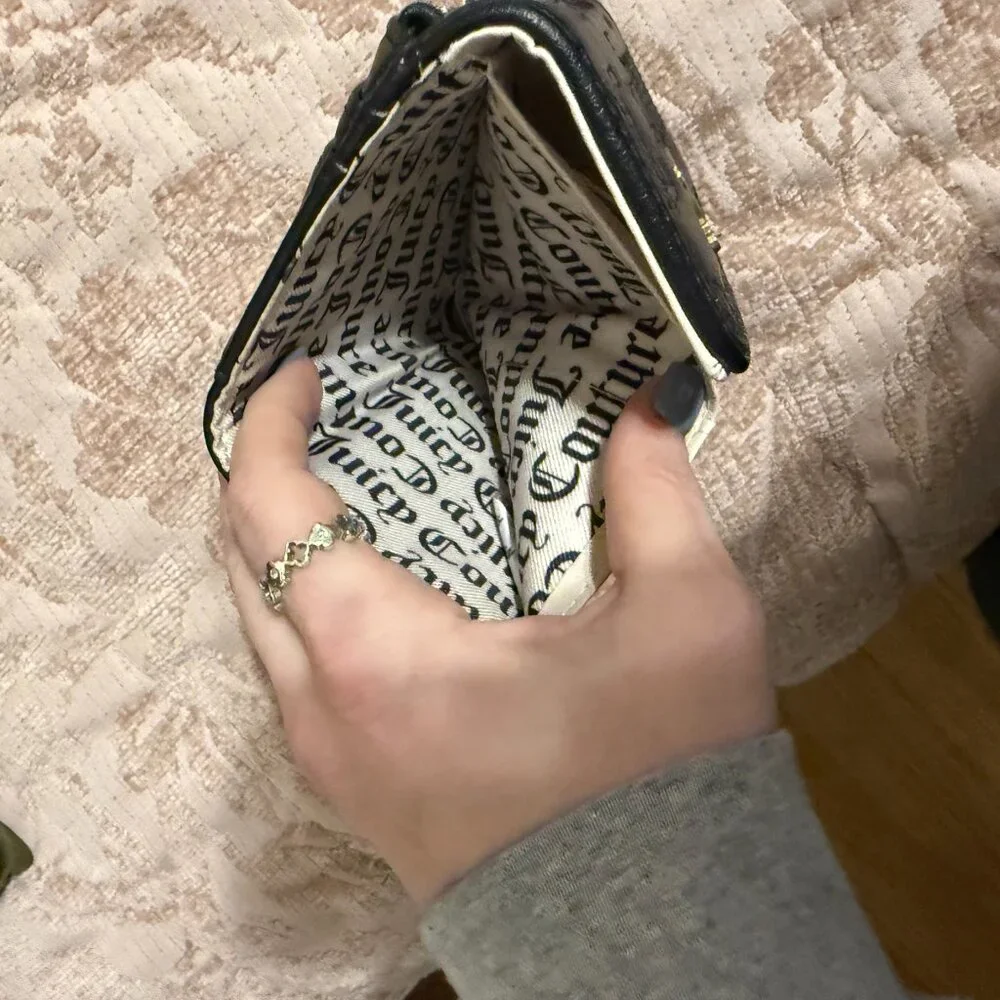 Juicy couture purse and wallet bundle - Picture 6 of 12